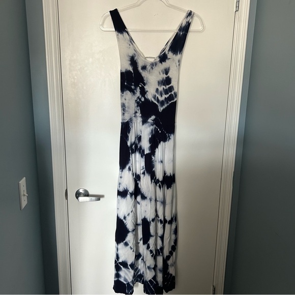 Dex Dresses & Skirts - Dex Blue & White Tie Dye Maxi Length Tank Top Style Dress